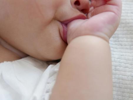 日常生活での癖と子どもの歯並び